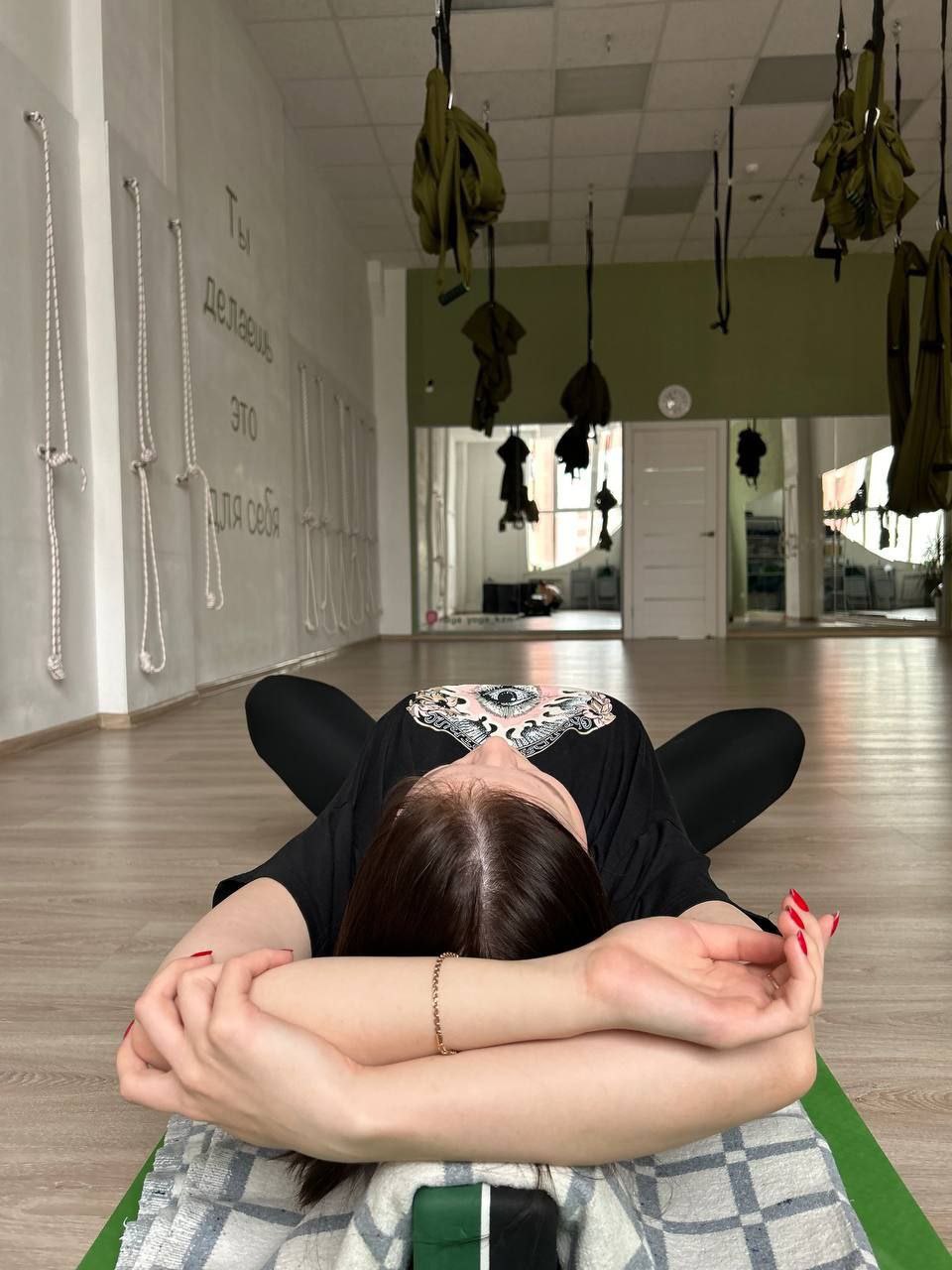 Интерьер студии йоги Зифа 7